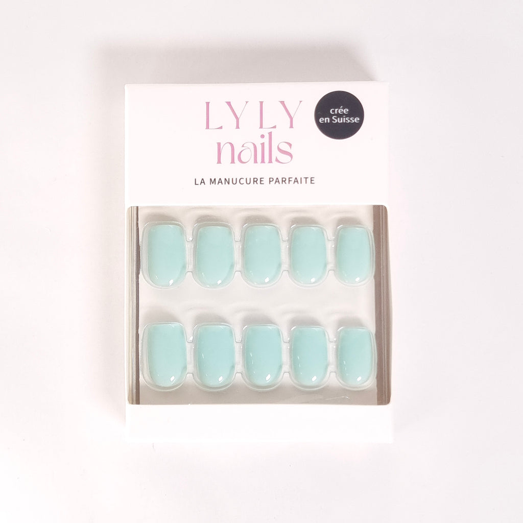 Kit Press-on Nails Vert Menthe carré court — packaging élégant LYLY Nails