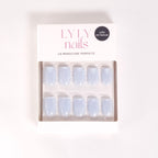 Packaging Press-on Nails Bleu Glacier carré court — kit LYLY Nails créé en Suisse