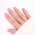 Manucure Press-on Nails Rose Orchidée — forme amande courte, teinte florale gros plan LYLY Nails