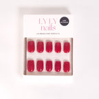 Kit Press-on Nails Rouge Framboise carré court — conditionnement LYLY Nails marque suisse