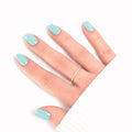 Gros plan manucure Press-on Nails Vert Menthe — forme carrée courte, fraîcheur et modernité LYLY Nails